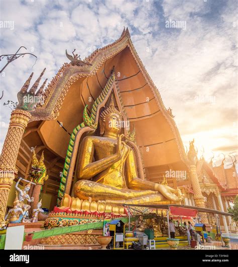  Il Wat Tham Sua: Una pagoda di Buddha nascosta nella giungla thailandese!